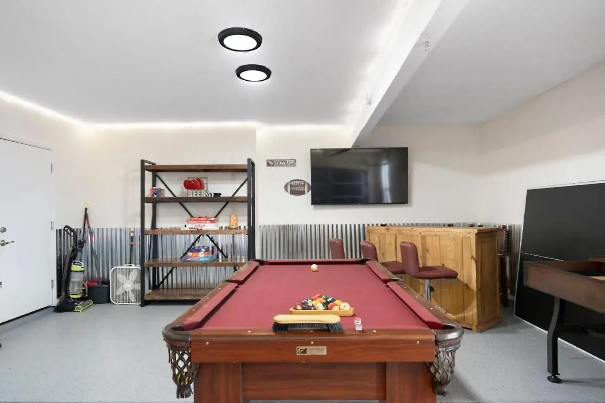 Event Epicenter Heated Pool Game Room Near Stadium Phoenix